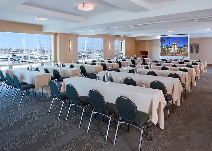 Best Western Plus Island Palms Hotel & Marina